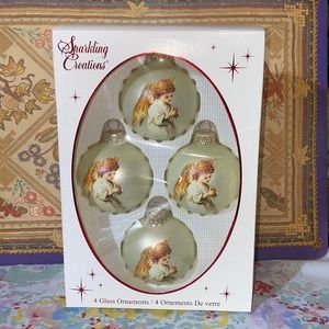 Sparkling Creations Christmas Tree Ornament Decor 4 Glass Ornaments BX39